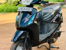 Hero Pleasure 2015 Motorbike
