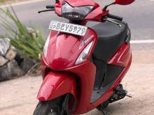 Hero Pleasure 2013 Motorbike