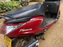 Hero Pleasure 2014 Motorbike
