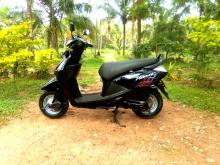 Hero Pleasure 2012 Motorbike