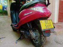 Hero Pleasure 2016 Motorbike