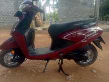Hero Pleasure 2015 Motorbike