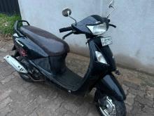 Hero Pleasure 2010 Motorbike