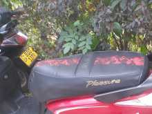Hero Pleasure 2014 Motorbike