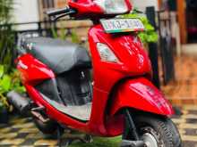 Hero Pleasure 2012 Motorbike