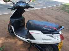 Hero Pleasure 2015 Motorbike