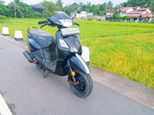 Hero Pleasure 2013 Motorbike