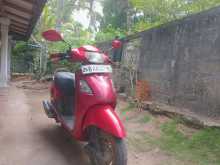 Hero Pleasure 2013 Motorbike