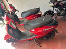 https://riyasewana.com/uploads/hero-pleasure-311027084982.jpg