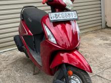 Hero Pleasure 2015 Motorbike