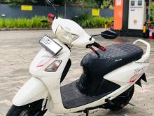 Hero Pleasure 2011 Motorbike