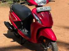 Hero Pleasure 2015 Motorbike