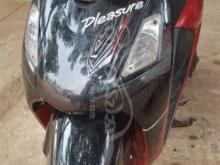 Hero PLEASURE 2012 Motorbike