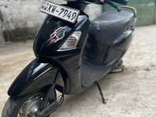 Hero Pleasure 2012 Motorbike