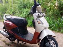 Hero Pleasure 2010 Motorbike