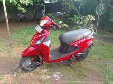 Hero Pleasure 2015 Motorbike