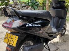 https://riyasewana.com/uploads/hero-pleasure-51307166334.jpg