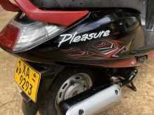 Hero Pleasure 2012 Motorbike