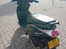 https://riyasewana.com/uploads/hero-pleasure-519025813154.jpg