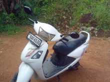 Hero Pleasure 2013 Motorbike