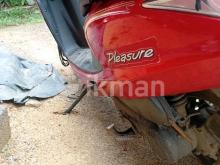 Hero Pleasure 2014 Motorbike