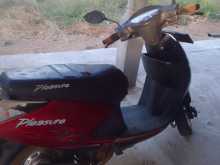 Hero Pleasure 2010 Motorbike