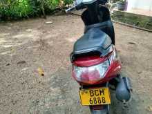 Hero Pleasure 2015 Motorbike