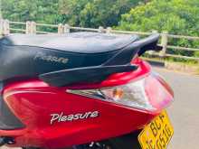 Hero Pleasure 2015 Motorbike