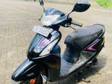 Hero Pleasure 2015 Motorbike