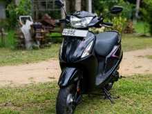 Hero Pleasure 2015 Motorbike