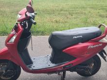 Hero Pleasure 2012 Motorbike