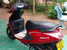 Hero Pleasure 2016 Motorbike