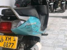 Hero Pleasure 2011 Motorbike