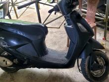 Hero Pleasure 2013 Motorbike