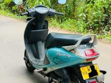 Hero Pleasure 2011 Motorbike