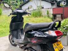 https://riyasewana.com/uploads/hero-plesar-1511321013834.jpg