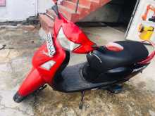 Hero Pleasure 2013 Motorbike