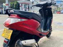 https://riyasewana.com/uploads/hero-pleshar-79015022493.jpg