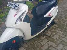 Hero Pleasure 2015 Motorbike