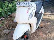 Hero Pleasure 2015 Motorbike