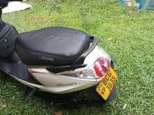 https://riyasewana.com/uploads/hero-plessure-81722094373.jpg