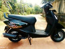 Hero Pleasure 2012 Motorbike