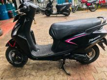 Hero Pleasure 2015 Motorbike