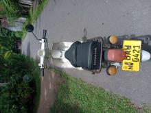 https://riyasewana.com/uploads/hero-super-cub-71436486645.jpg