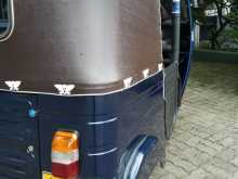 https://riyasewana.com/uploads/hero-three-wheel-2010-2115560512402.jpg