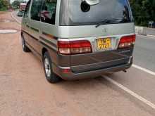 Toyota Hiace 1998 Van