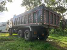 https://riyasewana.com/uploads/higer-howo-sinotruck-2010-1416251812123.jpg