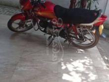Hero CD Deluxe 2011 Motorbike