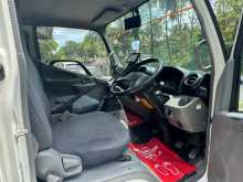 https://riyasewana.com/uploads/hino-dutro-10-5f-1144600446.jpg
