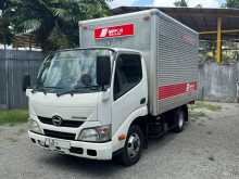 HINO Dutro 10.5f 2014 Lorry